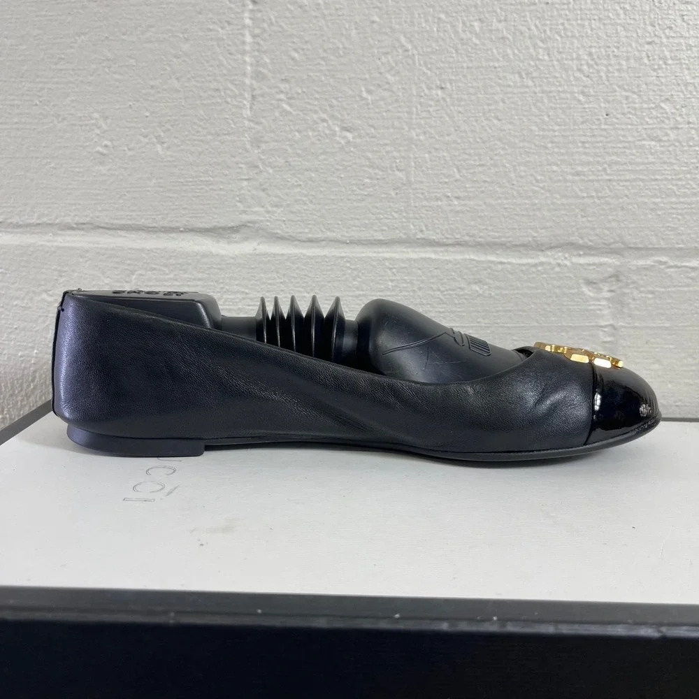 Tory Burch Everly Cap Toe Black Leather Gold Logo Ballet Flats Shoes Womens 8.5